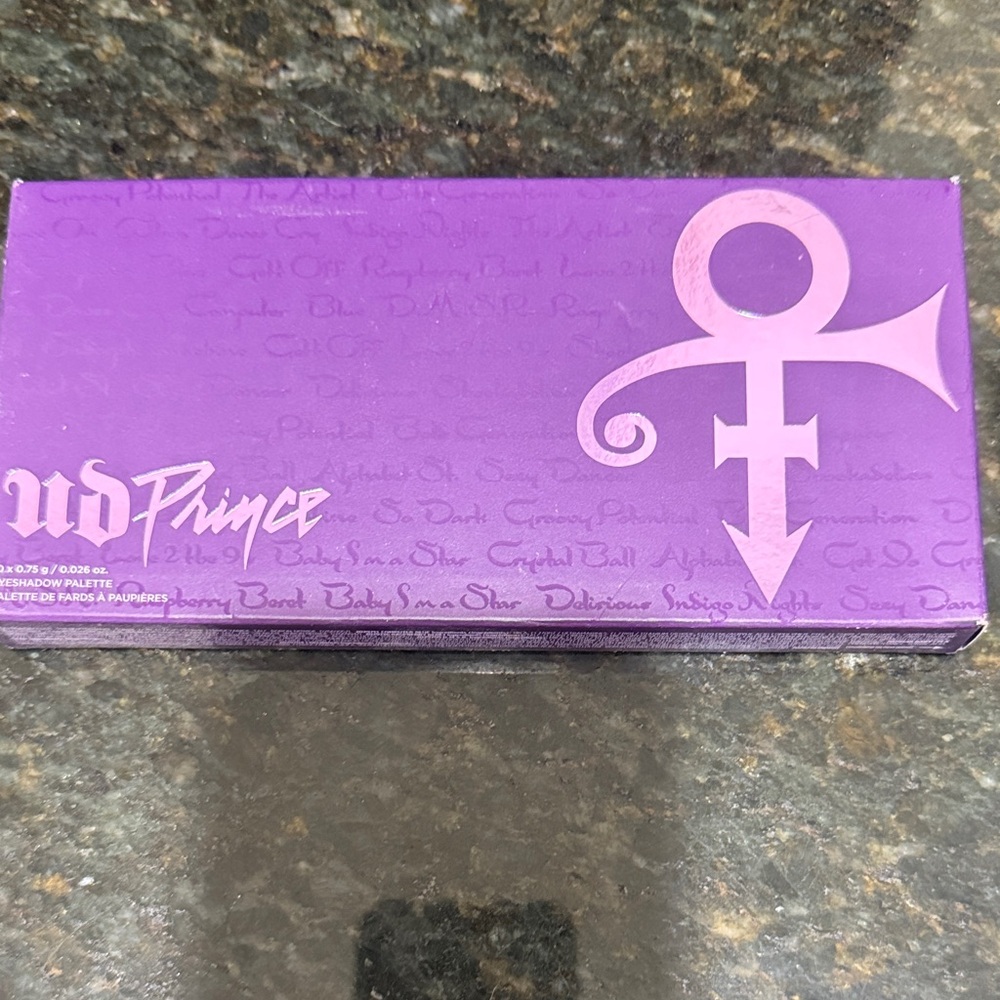 Urban Decay Prince Purple Eyeshadow Palette